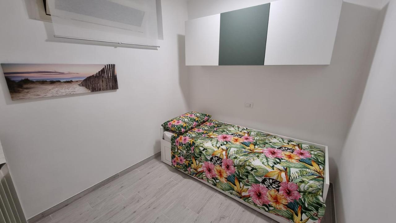 Via Bramante 6 Apartment Пескара Екстериор снимка