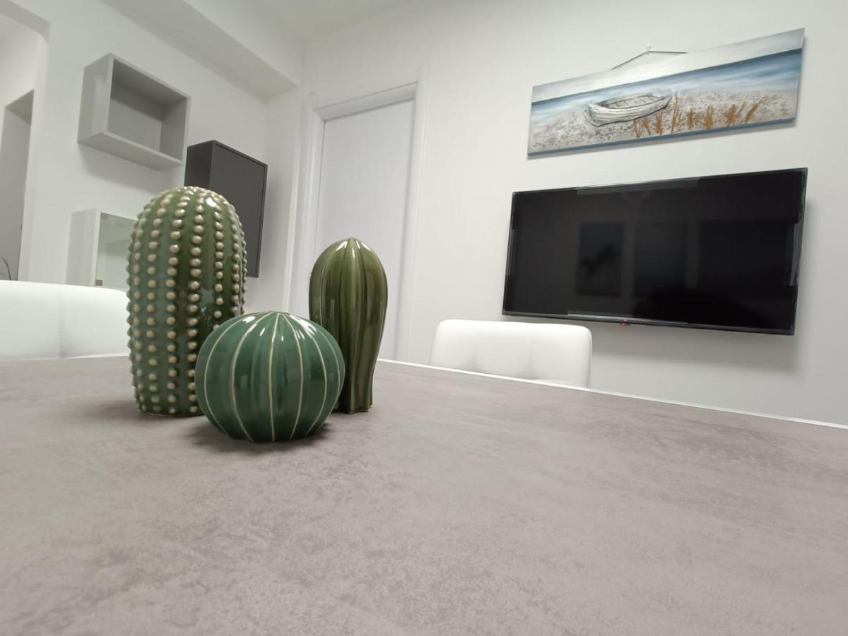 Via Bramante 6 Apartment Пескара Екстериор снимка
